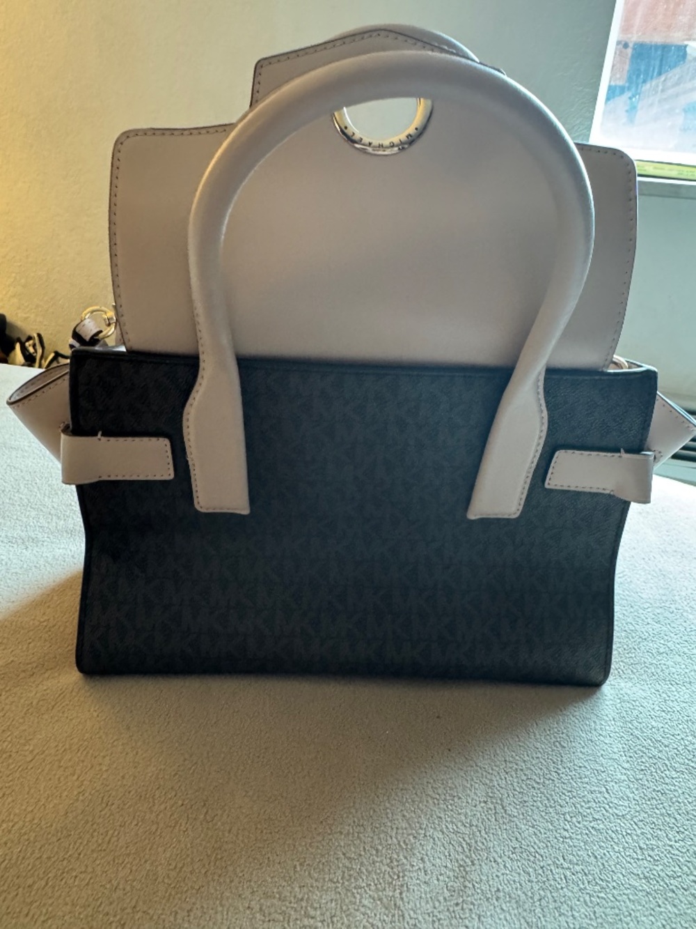 Michael Kors Carmen Satchel - Picture 5 of 6